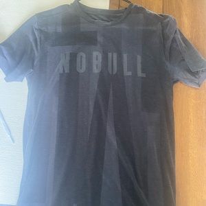 Nobull grey patterned t shirt